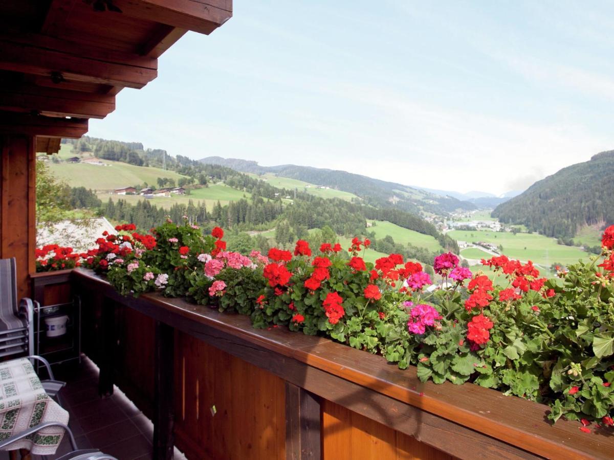 Sunny Holiday Flat With Balcony Wagrain Exterior photo